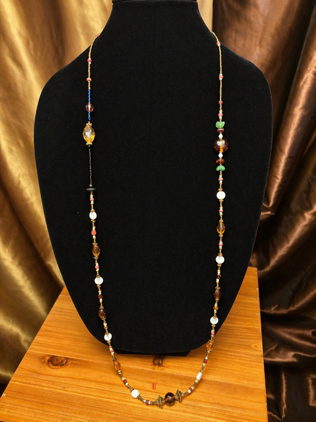 Red Beans & Rice Necklace (fancy)